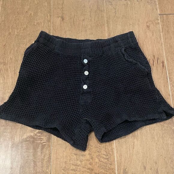 Donni Waffle Shorts - Picture 3 of 4